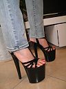 jeans heels, foto 366x495, 6 reacties, 18 stemmen