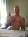 me, foto 2448x3264, 1 reacties, 2 stemmen