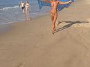 naked on the beach4, foto 1024x768, 4 reacties, 22 stemmen