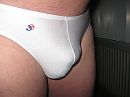string wit, foto 3072x2304, 5 reacties, 19 stemmen