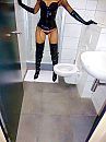 toiletbezoekje doen, foto 960x1280, 14 reacties, 142 stemmen