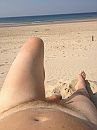 Bloot op het strand...., foto 2448x3264, 4 reacties, 3 stemmen
