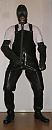 In rubber, foto 330x814, 4 reacties, 12 stemmen