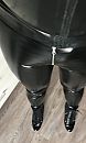 Latex lak en strak, foto 730x1200, 2 reacties, 11 stemmen
