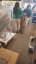 Lekker milfje in de Ikea, foto 2250x4000, 6 reacties, 34 stemmen