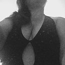 Liv, foto 480x480, 27 reacties, 235 stemmen