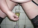 Onderdanige BBW SLET..., foto 1024x768, 15 reacties, 90 stemmen