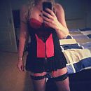 Selfie, foto 250x250, 61 reacties, 273 stemmen