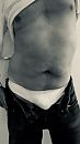 Wie, foto 522x928, 2 reacties, 13 stemmen