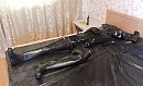 een date in rubber, foto 1061x648, 2 reacties, 5 stemmen