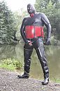 geil in rubber, foto 2666x4000, 3 reacties, 13 stemmen