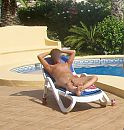 genieten, foto 979x1024, 4 reacties, 29 stemmen