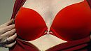 in het rood, foto 4000x2250, 4 reacties, 5 stemmen