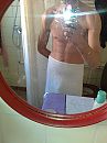 me, foto 1536x2048, 2 reacties, 9 stemmen