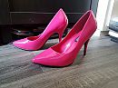 nieuwe heels, foto 4000x3000, 10 reacties, 14 stemmen