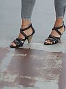 sexy voetjes in heels, foto 3000x4000, 3 reacties, 9 stemmen