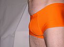 wat zit in broekje????, foto 2048x1536, 3 reacties, 4 stemmen