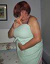 Bibi als pijpslet, foto 532x683, 1 reacties, 9 stemmen