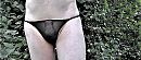 Buiten met sexy slipje aan., foto 983x423, 2 reacties, 2 stemmen