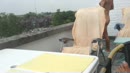 Even showen op terras, film 00:00:26, 5 reacties, 50 stemmen