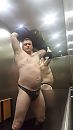 Geil in de lift, foto 1440x2560, 6 reacties, 12 stemmen
