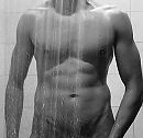 Join me in the shower...? ;), foto 1451x1419, 4 reacties, 13 stemmen