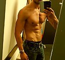 Me myself and I, foto 1764x1648, 2 reacties, 12 stemmen