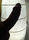 Tegen de lamp, foto 1936x2592, 1 reacties, 12 stemmen