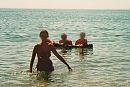 Topless in zee, foto 1142x768, 3 reacties, 16 stemmen