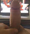 Welke geil vrouwtje wil ..., foto 2207x2440, 2 reacties, 11 stemmen