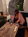 alleen je kousen aan, foto 1200x1600, 14 reacties, 203 stemmen