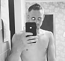 homemade selfie, foto 1018x963, 0 reacties, 2 stemmen