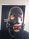 latex hood, foto 1944x2592, 1 reacties, 11 stemmen