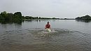lekker afkoelen in het water, foto 4000x2248, 1 reacties, 12 stemmen