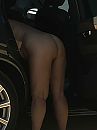 zo gebukt aan de auto, foto 3000x4000, 6 reacties, 39 stemmen