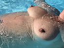 zwembad, foto 4000x3000, 18 reacties, 77 stemmen