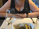 Even de ober pesten, foto 4000x3000, 8 reacties, 45 stemmen