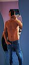 Man zoekt date, foto 882x1920, 24 reacties, 91 stemmen