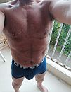 Naakt genoeg voor deze rubriek, foto 2448x3143, 2 reacties, 5 stemmen