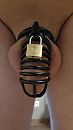 New chastity cage, foto 2250x4000, 9 reacties, 11 stemmen