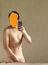 Selfie numero 1, foto 1601x2157, 2 reacties, 8 stemmen