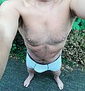 Troosteloze vertoning, foto 2448x2609, 2 reacties, 3 stemmen