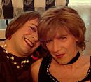 Vriendinnetjes, foto 1239x1116, 15 reacties, 59 stemmen