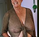 Zonder beha vandaag!!!, foto 2234x2169, 28 reacties, 223 stemmen