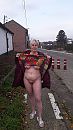op straat, foto 2250x4000, 8 reacties, 54 stemmen