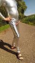 op weg, foto 1458x2592, 1 reacties, 18 stemmen