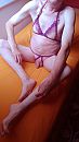 paars bikinitje, foto 1458x2592, 2 reacties, 6 stemmen