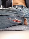 ripped jeans, foto 2472x3296, 2 reacties, 4 stemmen