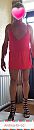 rood jurkje, foto 1030x3844, 9 reacties, 12 stemmen