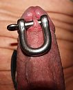 spelen met piercing, foto 1911x2326, 2 reacties, 10 stemmen